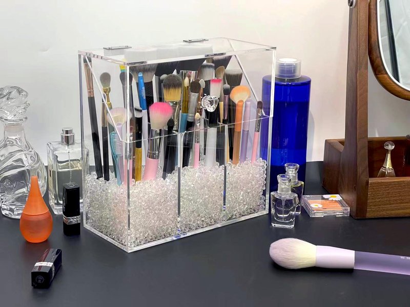 VASERDDY Acrylic Makeup Organizer,Cosmetic Brush Storage Box With 3 Brush Holders Holder Dust Cover, Large-capacity Split Design Can Quickly Organize the Desktop with3 bags of transparent pearls