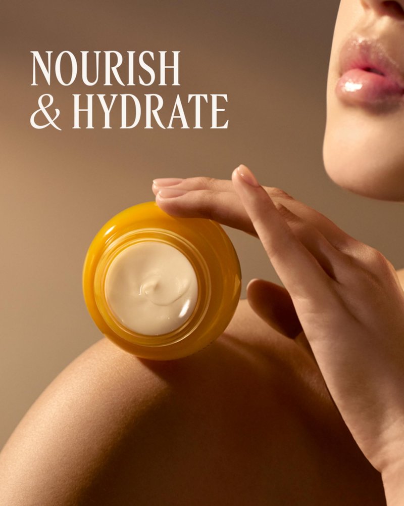 L'Occitane Immortelle Divine Cream, Anti-Aging Face Moisturizer, Firms Skin & Helps Reduce Fine Lines, Wrinkles & Age Spots, Daily Hydrating Skincare