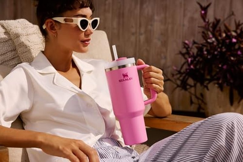 STANLEY Quencher H2.0 Tumbler with Handle and Straw 20 oz | Flowstate 3-Position Lid | Cup Holder Compatible for Travel | Insulated Stainless Steel Cup | BPA-Free | Blue Sky