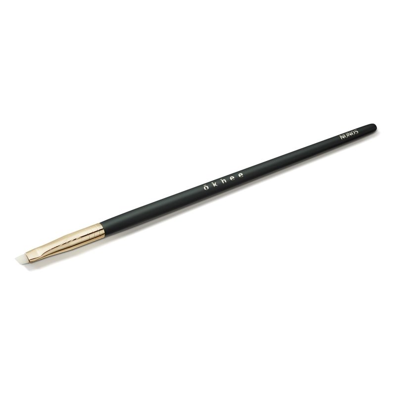 SOO ADOR okhee Edge Eye Brush NUN05 – Professional Korean Eye Makeup Brush, Slim Angled Precision Brush for Defining Eye Edges, Under Eye Shadow, Outer Corner & Soft Eyeliner