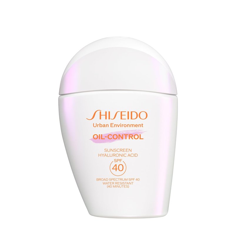 Shiseido Urban Environment Oil-Free Sunscreen - Protects, Hydrates, Mattifies & Works as Face Primer - Water Resistant for 40 Minutes - Non-Comedogenic - 143 mL