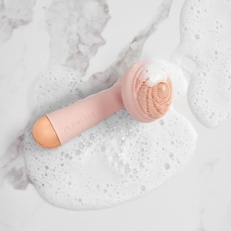 Flawless Cleanse Silicone Face Scrubber - Gentle Deep Cleanser | 1 Count