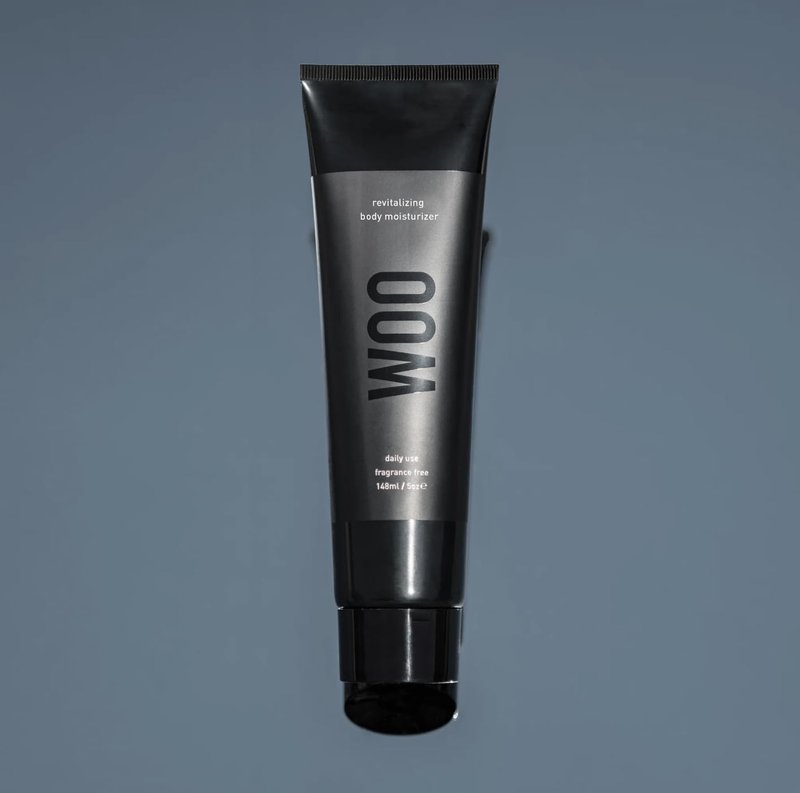 WOO SKIN Revitalizing Body Moisturizer - Lightweight Fragrance-Free Hydration for Dry, Sensitive and Tattooed Skin with Ceramides, Green Tea Extract and Vitamin E