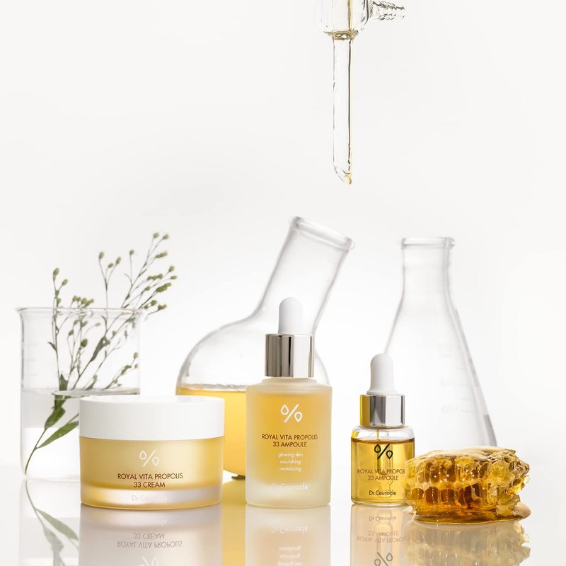 Dr.Ceuracle Royal Vita Propolis 33 Cream (50ml / 1.69 fl. oz.) - Ultimate Glow and Nourish Cream for Radiant Skin, Vitamin, Propolis, Royal Jelly Extract