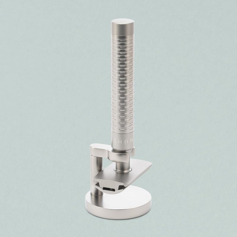 MÜHLE Classic Safety Razor Holder - Matt Chrome Shaving Stand | Fits ROCCA & COMPANION Razors