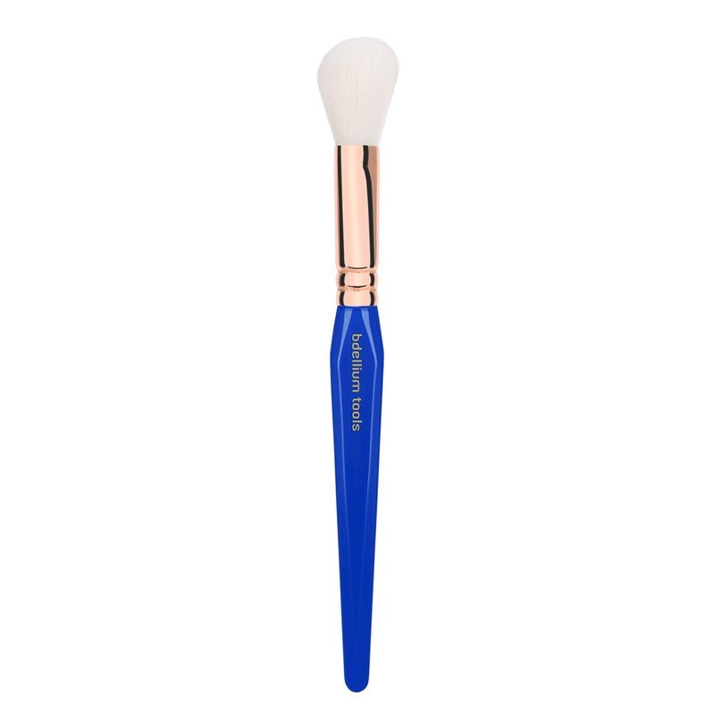 Bdellium Tools Professional Makeup Brush - Golden Triangle 942 Slanted Contour - With All Vegan and Soft Synthetic Fibers, For Adding Dimension to the Face (Blue, 1pc)