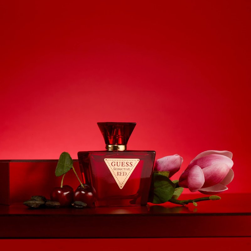 Guess Seductive Red Women/Femme Eau de Toilette 2 Piece Gift Set - Perfume Spray 2.5 Fl. Oz. & Fragrance Mist 4.2 Fl. Oz.