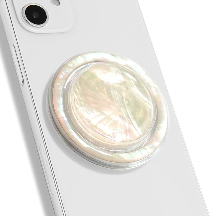 On The Grip Magnetic Phone Grip for MagSafe, Mother of Pearl Seashell Crème