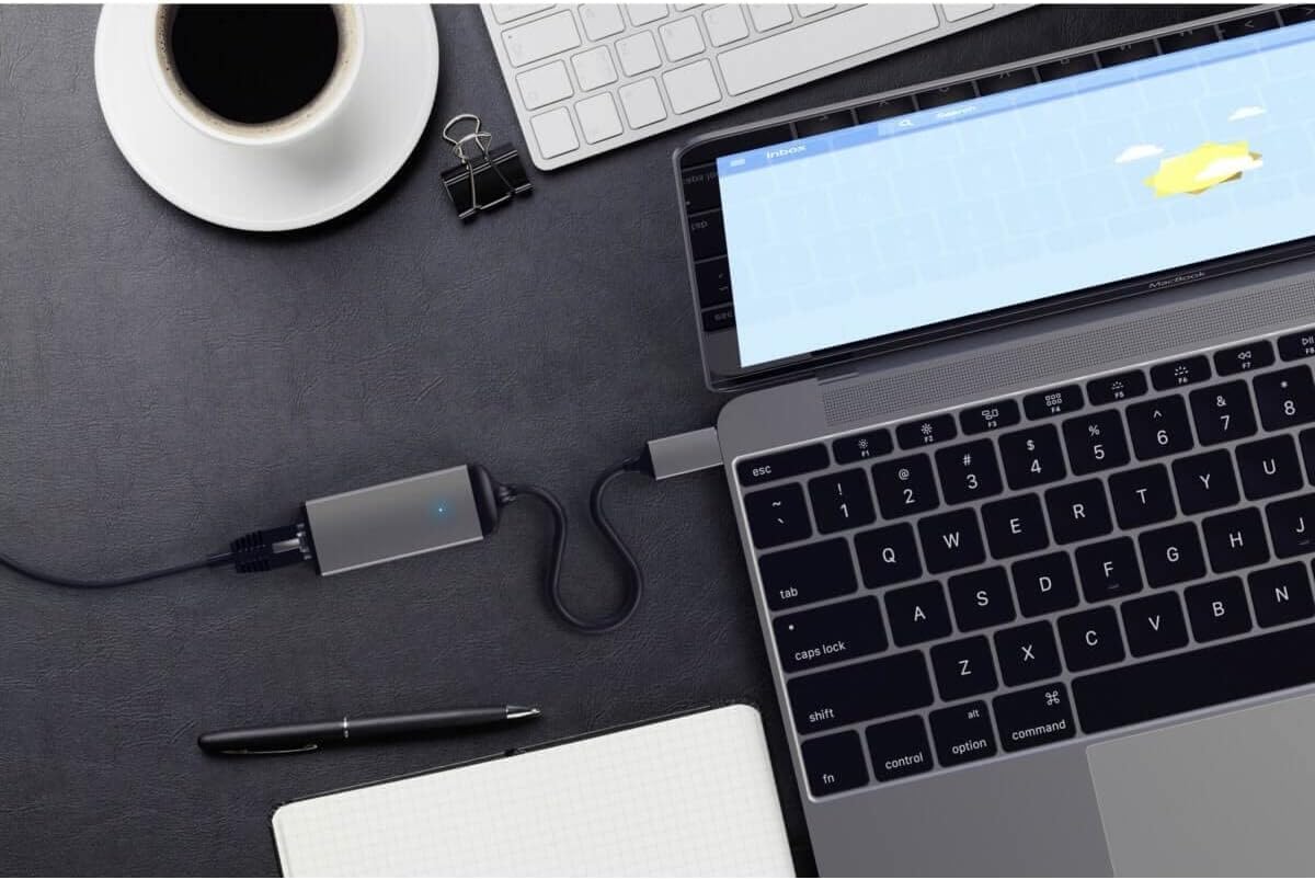 Satechi Aluminum Type-C Gigabit Ethernet Adapter, Compatible with MacBook Air/Pro/Neo, iPad Air/Pro, iPad mini, iPhone 17 - Space Gray