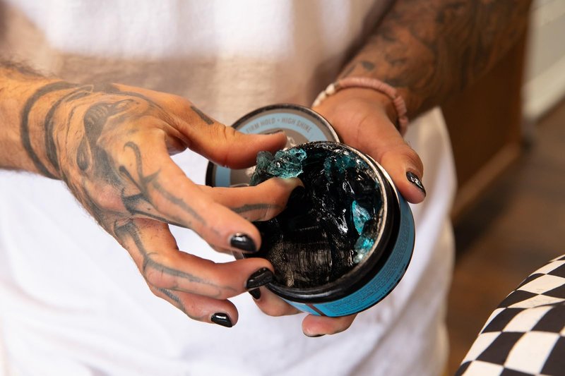 Don Juan Hybrido Pomade | Water Based | Strong Hold | High Shine | Natural Plant Extracts and Ocean Minerals | Summer Sea Breeze Scent