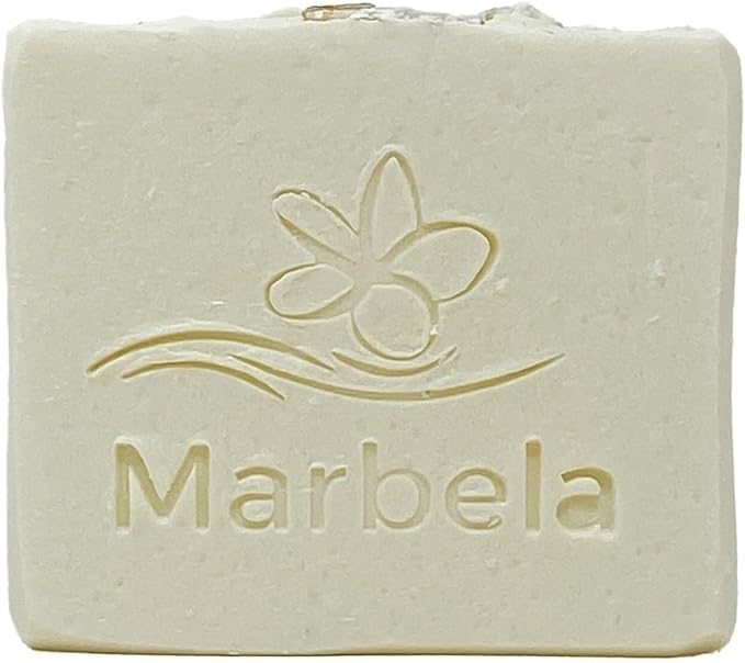 Bath & Body Works Vanilla Suede 2 Pack Fabric Care Detergent Gift Set with a Natural Oats Bar Soap