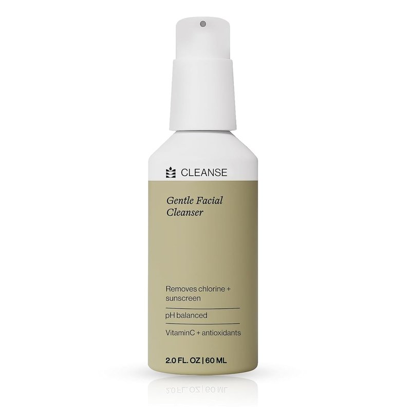 Dermasport Gentle Facial Cleanser for Athletes Hydrating Face Wash with Aloe and Hyaluronic Acid, Removes Chlorine Sweat & Sunscreen, Moisturizing Facewash for Men & Women, Fragrance/Paraben-Free