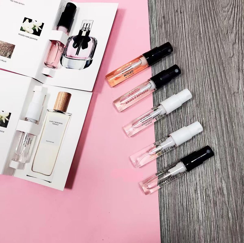 Pilestone Women’s Fragrance Discovery Sampler Set – Curated Mix of Designer-Inspired & Popular Perfume Vial Samples, Multiple Scent Styles for Testing & Exploration (15 Vials)