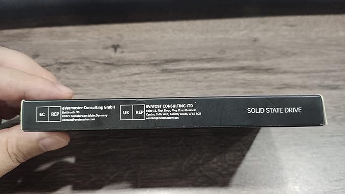 fanxiang SSD 2TB Internal Solid State Drive SATA III 6Gb/s 2.5", 3D NAND, SLC Cache, Up to 520MB/s, Compatible with Laptops and PC Desktops(S101)