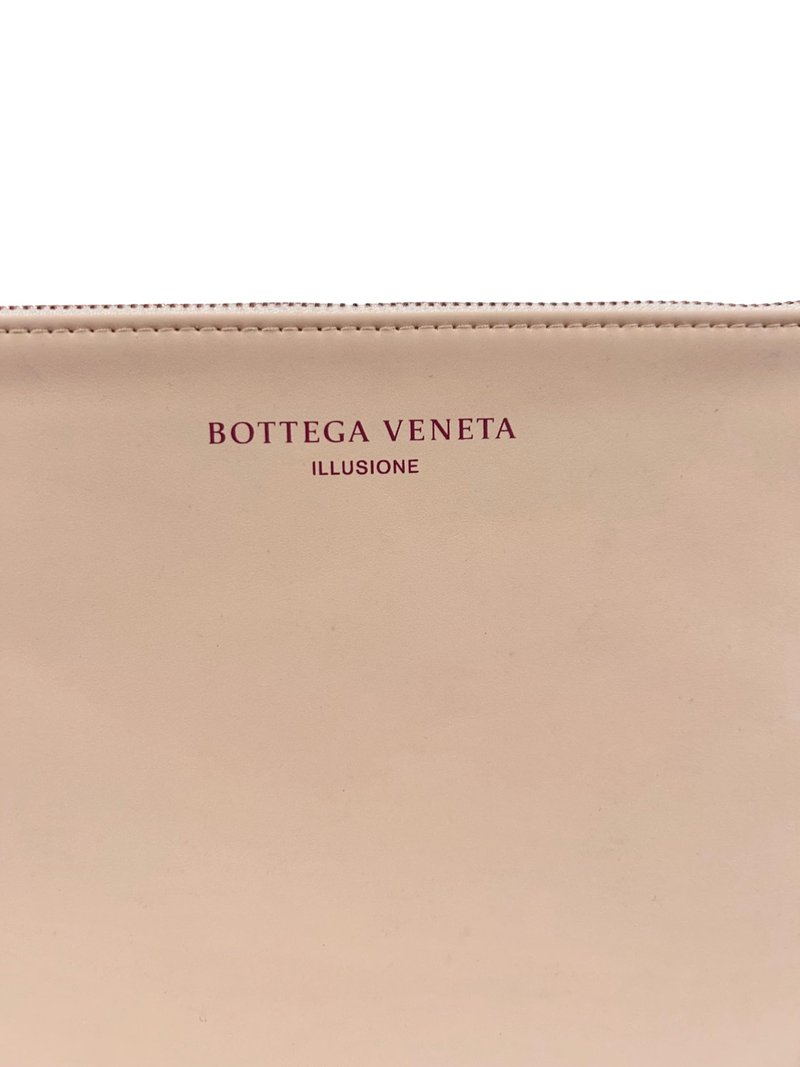 Bottega Veneta ILLUSIONE Leather Zip Cosmetic Pouch Makeup Fragrance Bag (9L X 6H x 0.2 W) - SMALL GIFT BAG - 1467