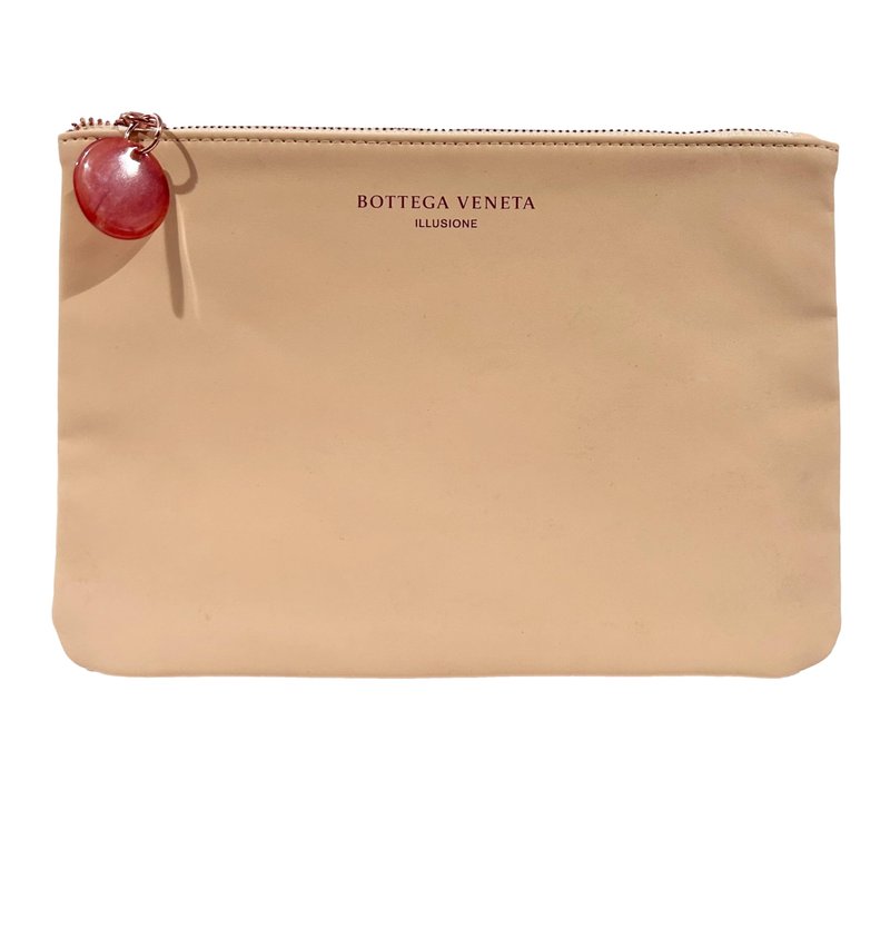 Bottega Veneta ILLUSIONE Leather Zip Cosmetic Pouch Makeup Fragrance Bag (9L X 6H x 0.2 W) - SMALL GIFT BAG - 1467