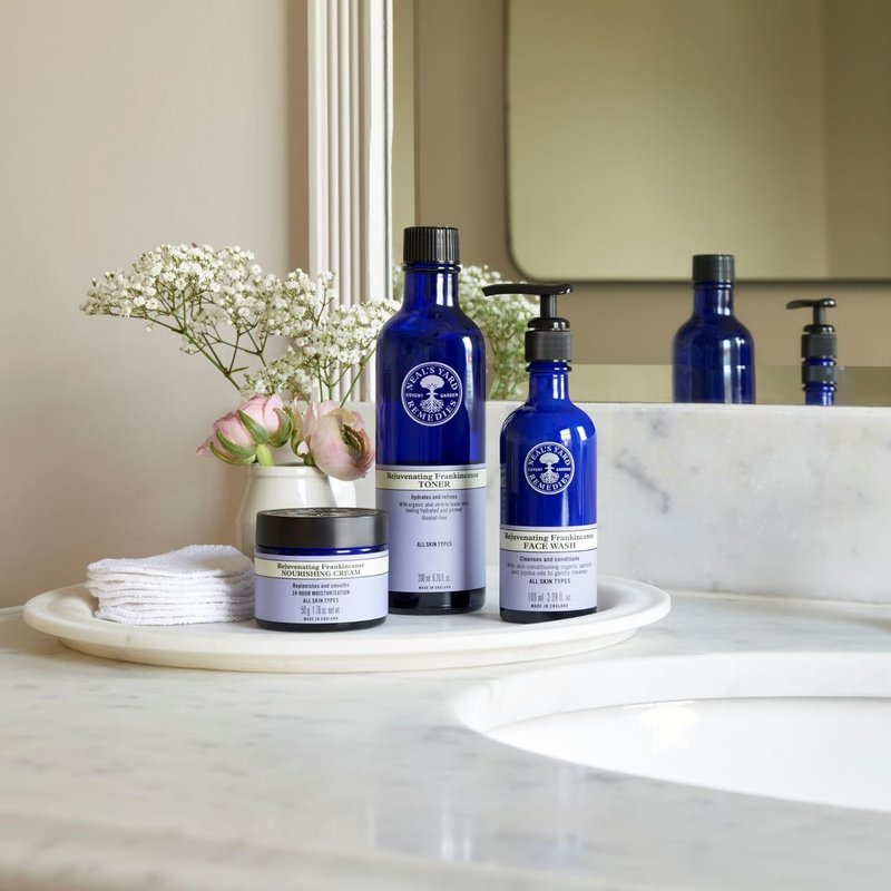 Rejuvenating Frankincense Facial Wash - Gentle Cleansing for All Skin Types | Vegan, 100mL with Apricot & Jojoba Oils