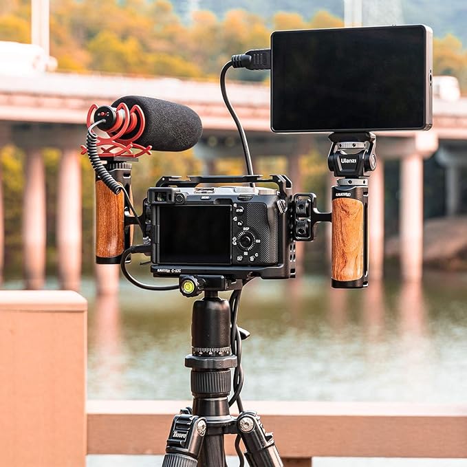 ULANZI R075 Wooden Camera Side Handle,Left & Right Dual Grip with 1/4"-20 + Cold Shoe,Walnut Wood Video Rig Compatible With Mirrorless A7 IV A6700,Canon R6 R50,Run-and-Gun Vlog & Smartphone Cage Mount