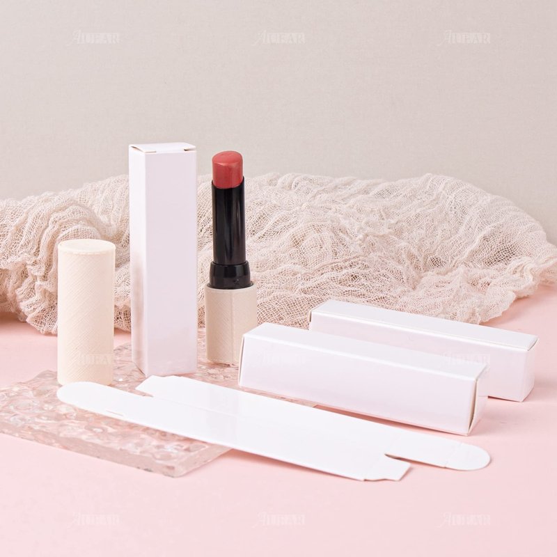 AUEAR, 50 Pack White Kraft Paper Lipstick Boxes Empty Lip Gross Box 3.35"x0.79"x0.79" Rectangle Balm Perfume Essence Oil Packaging Cases for DIY Gloss Gift