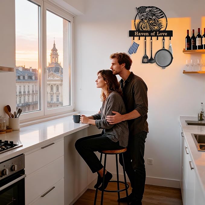 Syneiro Personalized Skull Motocycle Key Holder Wall Mount, Custom Metal Key Rack Key Holder with Name, Deer Cabin Wall Keys Hanger with Hooks for Entryway, Front Door, Hallway, Kitchen, Living Room