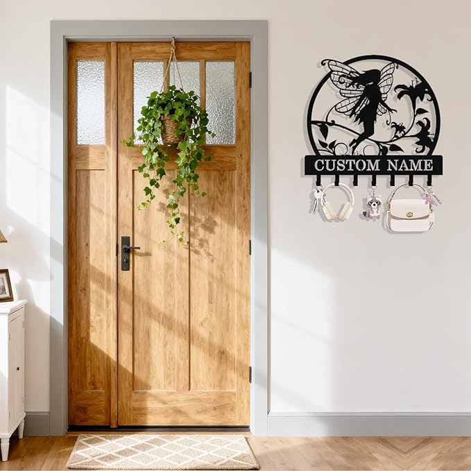 Syneiro Personalized Fairy Key Holder Wall Mount, Custom Metal Key Rack Key Holder with Name, Deer Cabin Wall Keys Hanger with Hooks for Entryway, Front Door, Hallway, Kitchen, Living Room