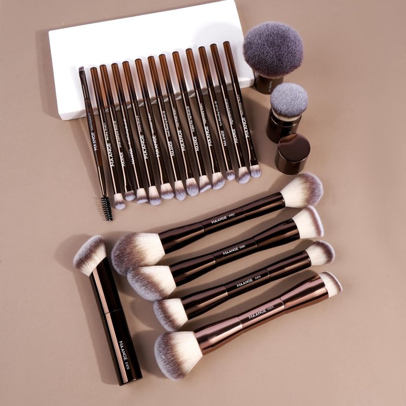 MAANGE 20 PCS Makeup Brush Set with Bag, Double-ended Kabuki Brush Foundation Contour Brush for Liquid Powder Concealer Eye Shadows Cream Cosmetics Blending Blush Face Makeup Tools with Case (Coffee)