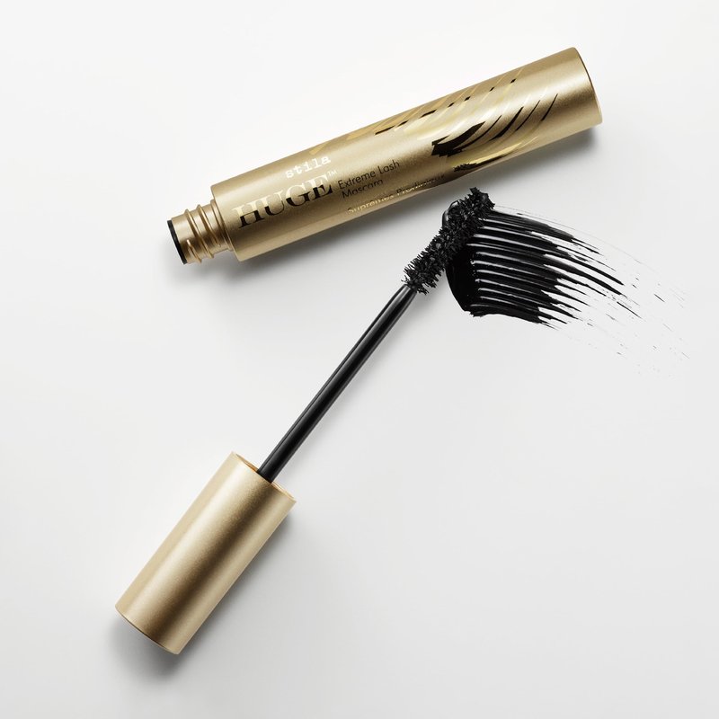 stila HUGE Extreme Lash Mascara, Intense Black | Volume, Full Length, Curl, Lift, No Clump, Crunch or Smudge | Lightweight, Long-Lasting Buildable Eye Makeup Formula | 0.44 Fl. Oz.