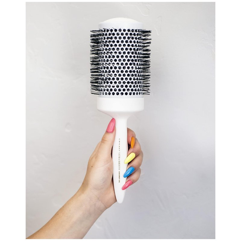 Cricket Ultra Smooth Coconut Thermal Hair Brush – 2.5” Ceramic Barrel, Coconut Oil and Keratin-Infused, Anti-Static Heat-Resistant Bristles, Textured Handle for Styling All Hair Types