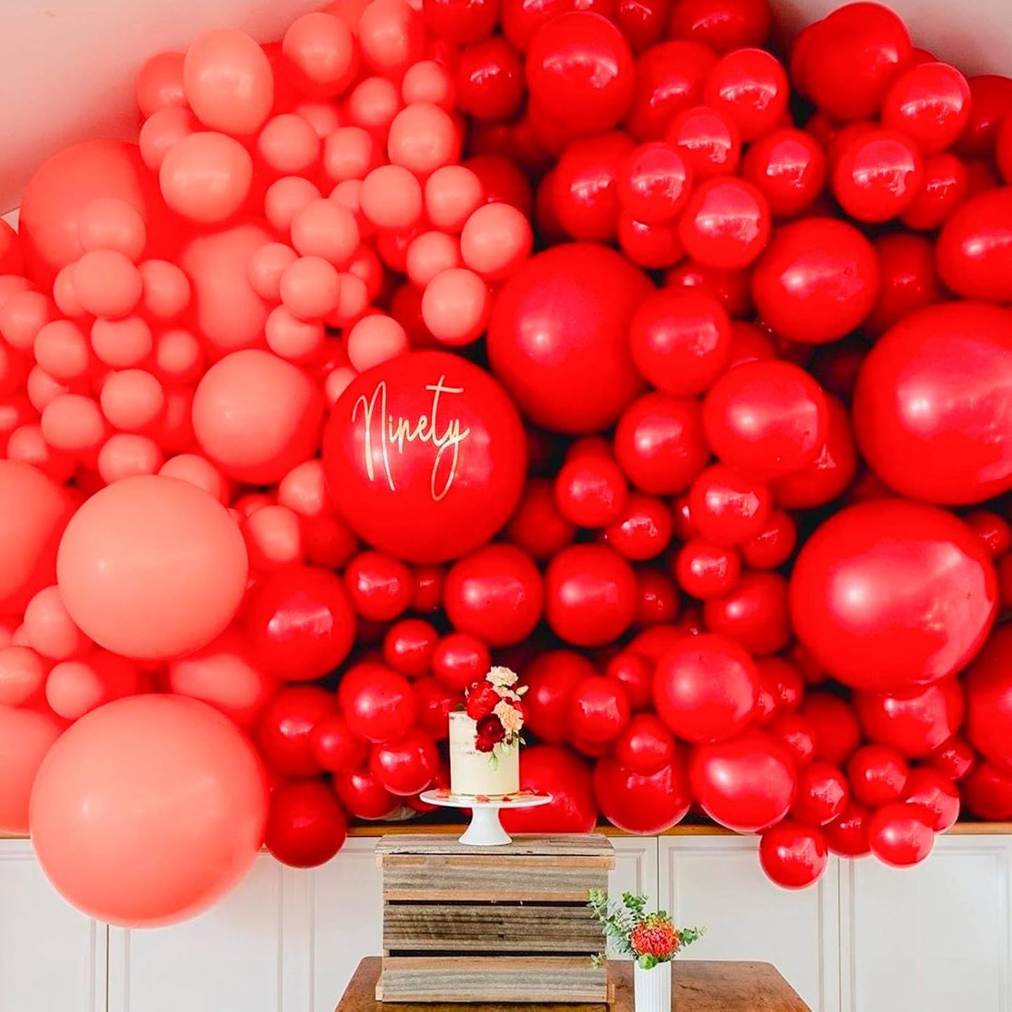 PartyWoo Red Helium Balloons - 50pcs 12 Inch for Birthday, Graduation & Party Decorations