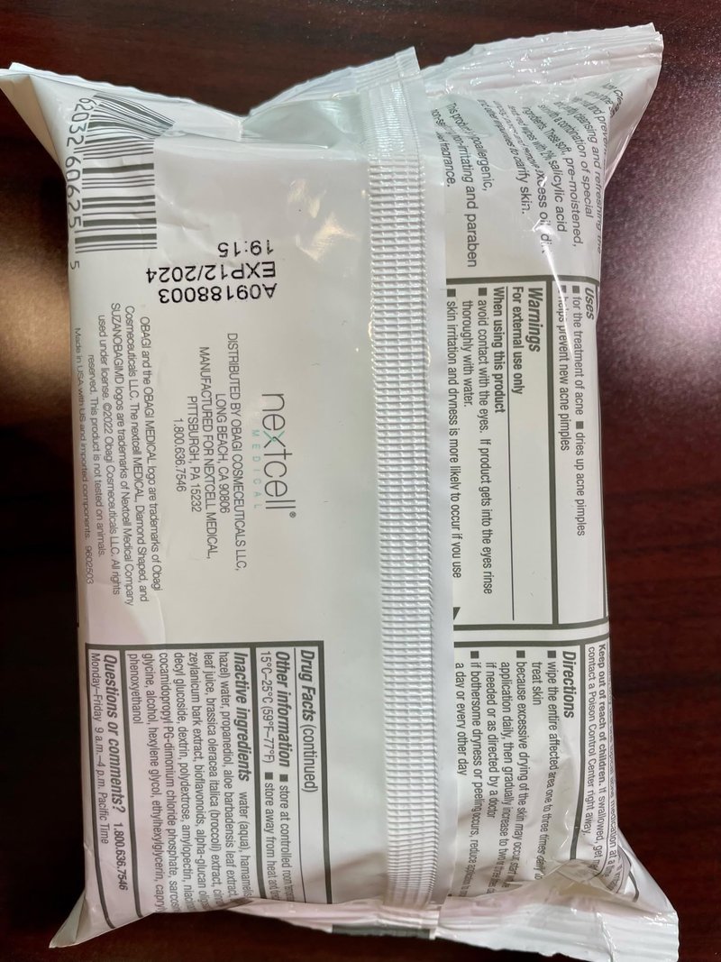 SUZANOBAGIMD On the Go Cleansing Wipes for Oily or Acne Prone Skin, 25 count