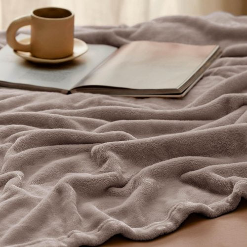 Bedsure GentleSoft Fleece Blanket - Lightweight Plush Cozy Twin Size in Mocha Brown, 60x80 Inches