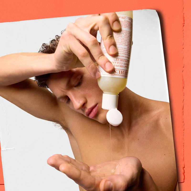 Kiehl's Grapefruit Liquid Body Cleanser, Gentle + Refreshing Foaming Body Wash, Aromatic Bath + Shower Experience, Maintains Moisture, Smooths Skin, Conditions, and Hydrates - 33.8 fl oz /1 Liter Pump