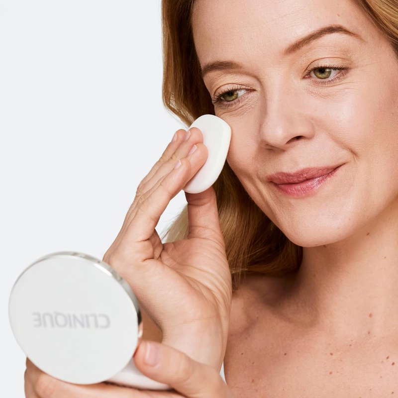 Clinique Beyond Perfecting Powder - Full Coverage Foundation & Concealer for All Skin Types | Lightweight Formula