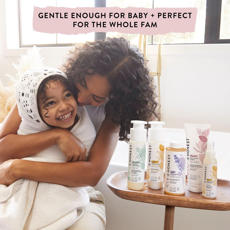 The Honest Company Silicone-Free Conditioner, Gentle, Hypoallergenic, Naturally Derived Ingredients, Fragrance-Free for Sensitive Skin, 10 fl oz