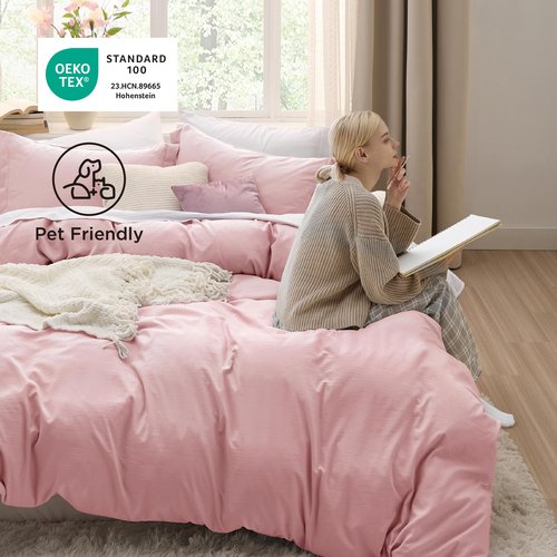 Bedsure Pink Duvet Cover Queen Size - 3 Pieces Prewashed Cotton-Like Polyester Extra Soft Bedding Set, Includes 1 Duvet Cover 90x90 Inches with Zipper Closure & 2 Pillow Shams, Comforter Not Included