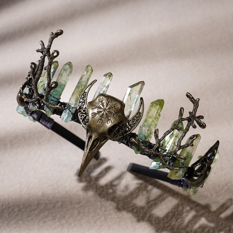 CoTeeZa Green Fairy Crystal Crown - Handmade Raw Quartz Tiara with Bronze Crow Branch Moon Elf Headpiece Fantasy Forest Witch Crown Wedding Renaissance Halloween Cosplay Woodland Headband