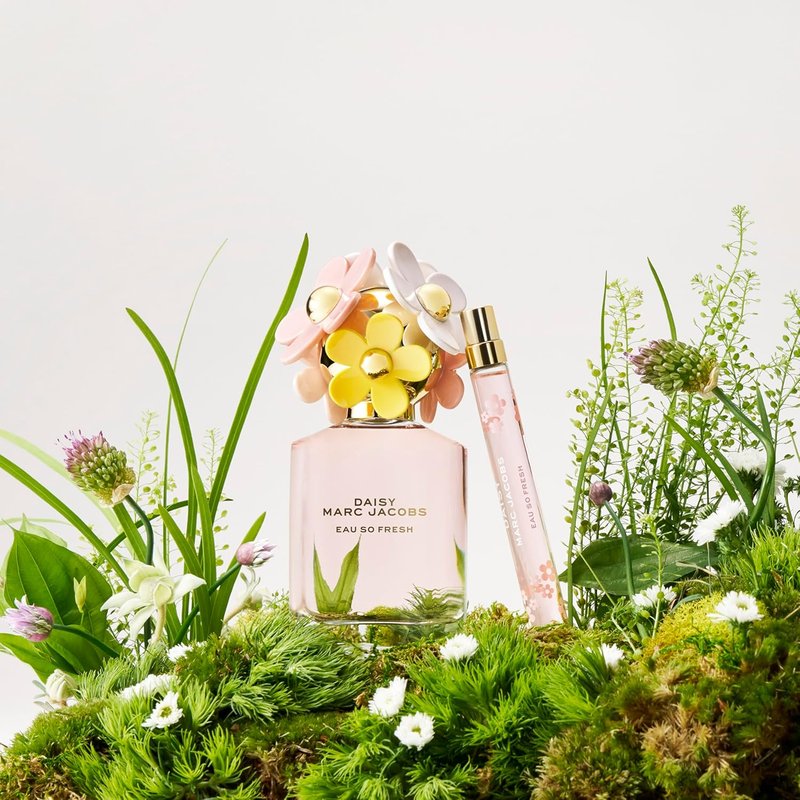 Marc Jacobs Daisy Eau So Fresh Perfume - Floral Fragrance with Raspberry, Wild Rose & Grapefruit | 3.4 oz
