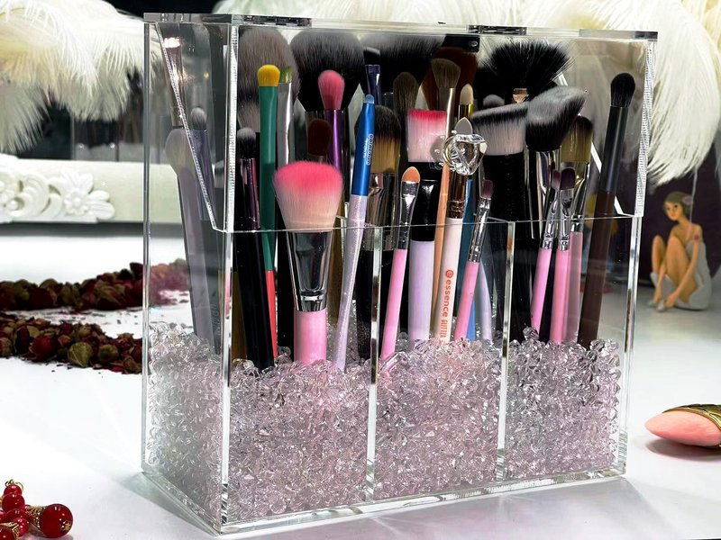 VASERDDY Acrylic Makeup Organizer,Cosmetic Brush Storage Box With 3 Brush Holders Holder Dust Cover, Large-capacity Split Design Can Quickly Organize the Desktop with3 bags of transparent pearls