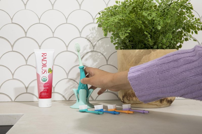 RADIUS USDA Organic Kids Toothpaste 3oz Non Toxic Chemical-Free Gluten-Free Designed to Improve Gum Health for Children's 6 Months and Up - Dragon Fruit - Pack of 1