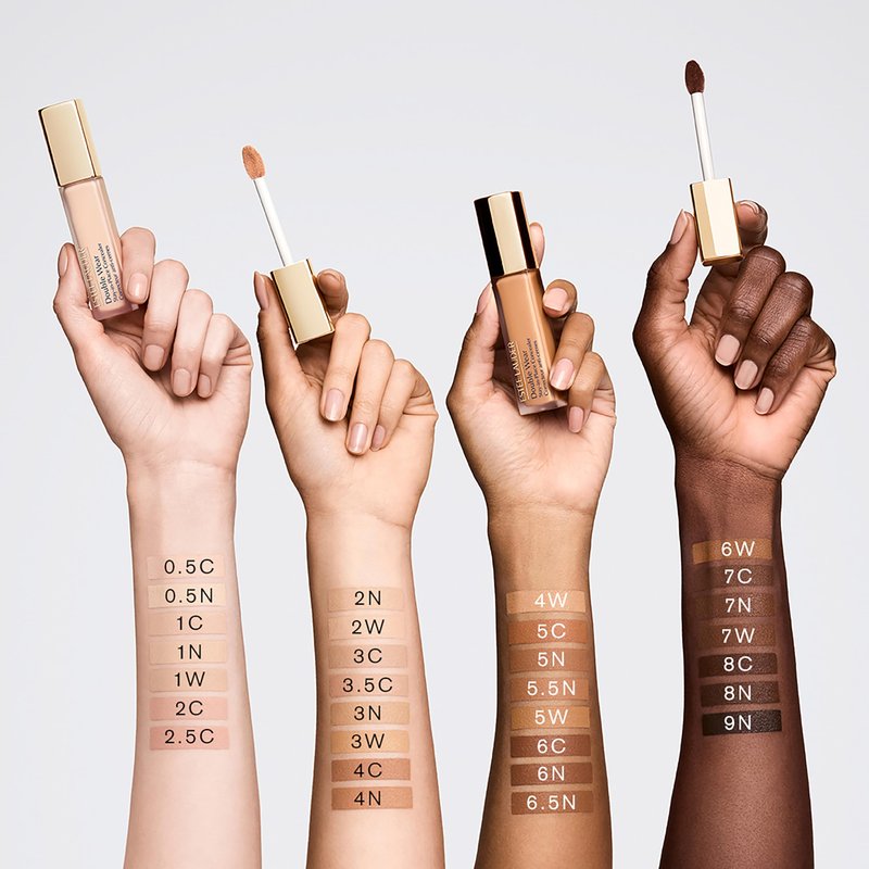Estée Lauder Double Wear Stay-in-Place Flawless 24-Hour Concealer Makeup | Longwear | Soft Matte Finish, Medium-to-Full Coverage | Hydrating Concealer, 0.4 Fl Oz, 5.5N
