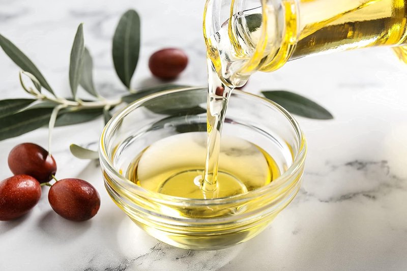 100% Pure Jojoba Oil - Cold Pressed Carrier Oil for Hair, Skin & Face | 32 oz Massage & Makeup Remover