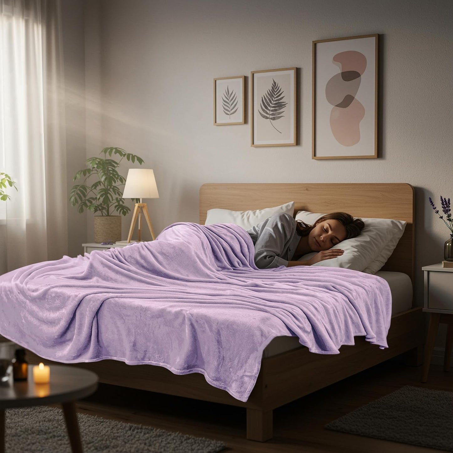 Utopia Bedding Fleece Blanket - Luxury Soft Microfiber Queen Size in Lilac | 300GSM Anti-Static (90x90 Inch)