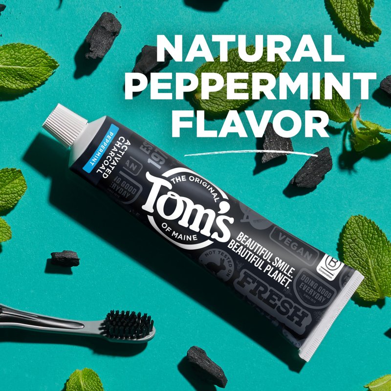 Tom’s of Maine Natural Activated Charcoal Toothpaste with Fluoride, Peppermint, 3 Pack, 4.0 Oz