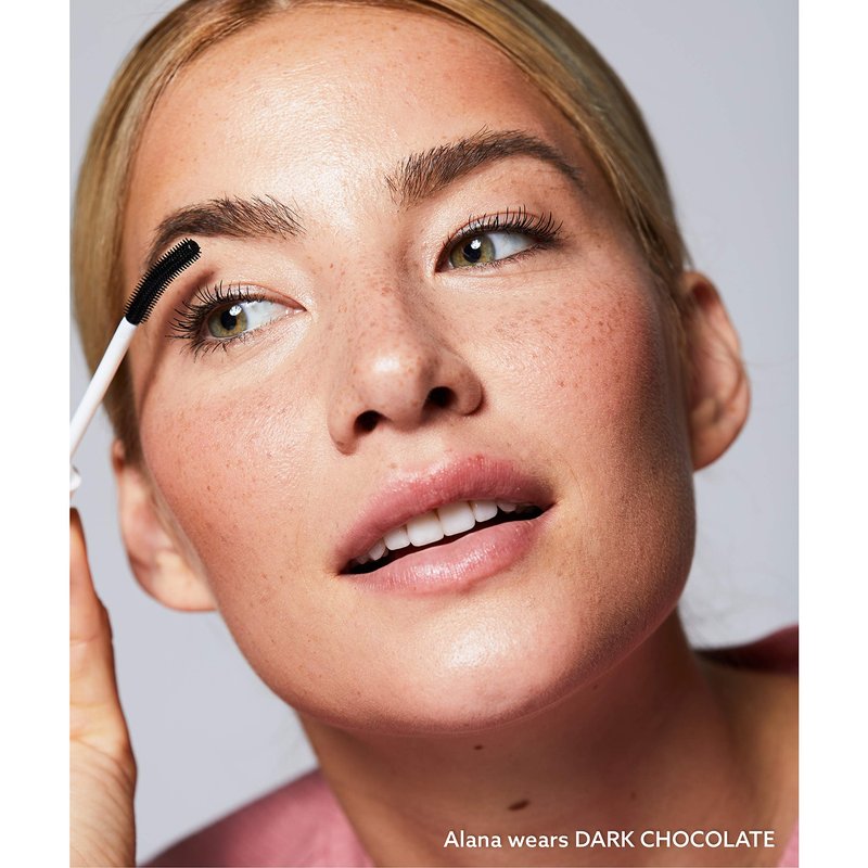 Undone Beauty Laze Lash Glaze Volumizing High Gloss Mascara with Curved Brush - Lightweight Formula for Naturally Boosted, Separated Eyelashes - Vegan and Cruelty Free - Dark Chocolate