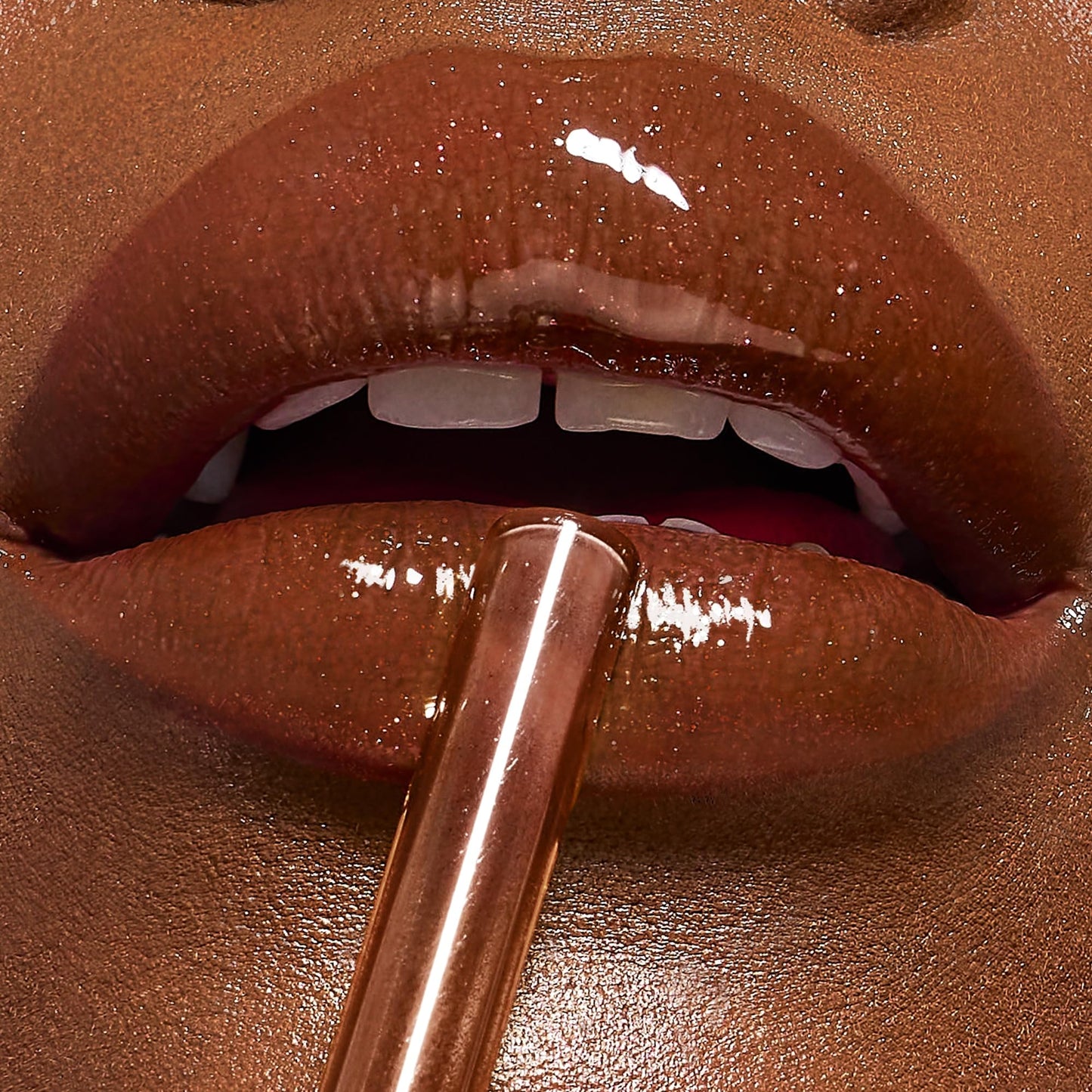 Smashbox Halo Plump + Glow Lip Gloss | Non-Sticky, Hydrating, Plumping Lip Gloss with 6-Hour Shine | Hyaluronic Acid and Vitamins C+E, 0.14 Fl Oz, Luster