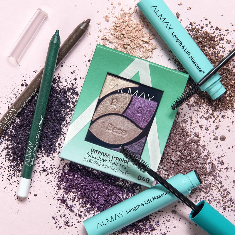 Almay Eyeshadow Palette, Longlasting Eye Makeup, Primer Enriched with Antioxidant Vitamin E, Hypoallergenic, 040 Green Eyes, 0.1 Oz