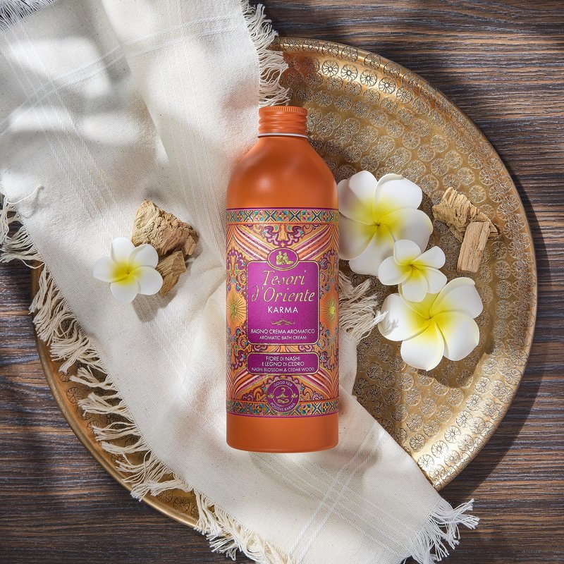 Tesori d'Oriente Karma Aromatic Body Wash with Nashi Flower and Cedar Wood 500 ml, 16.9 Fl Oz made in Italy [italian import]